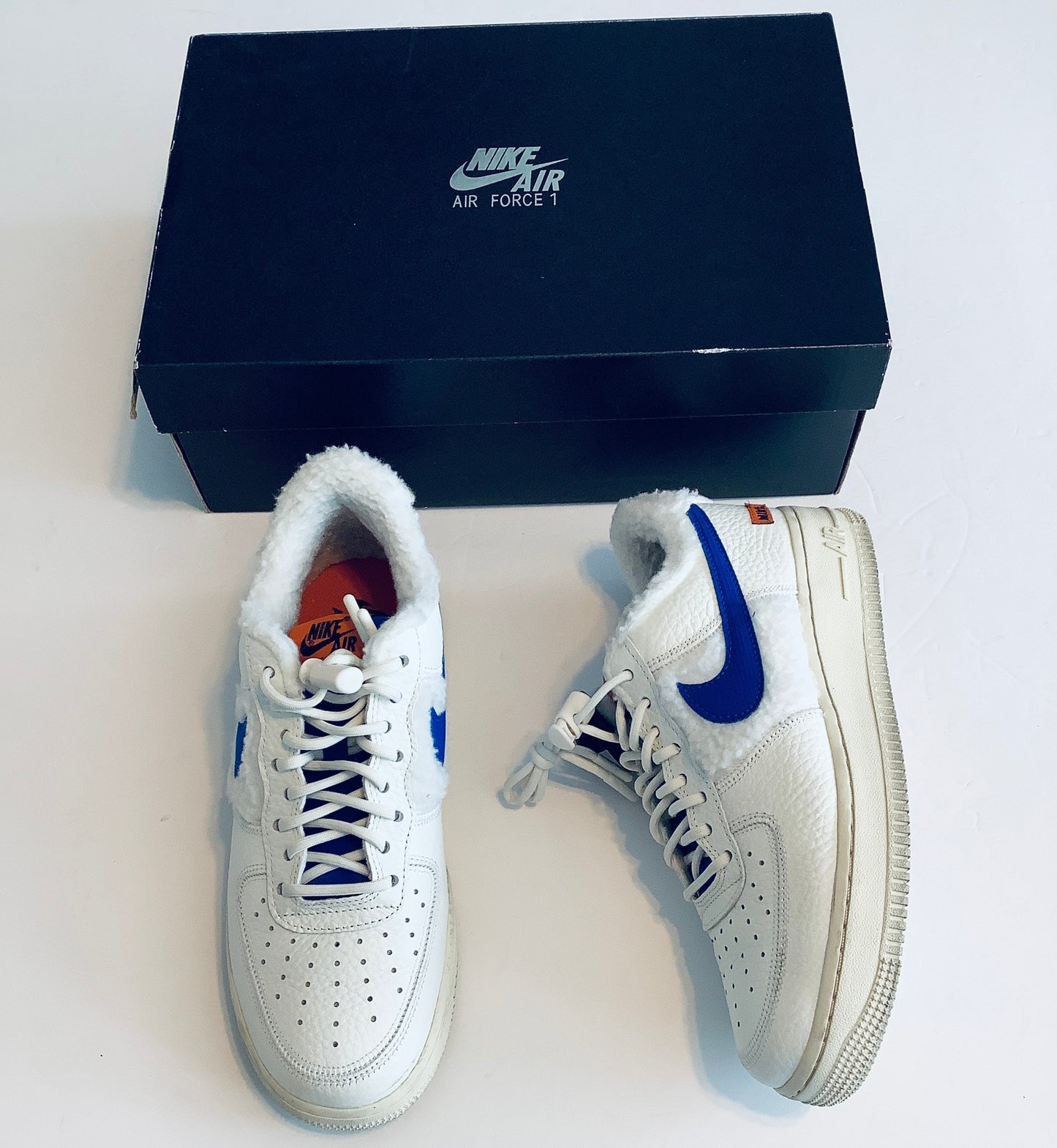 Shoes Athletic By Nike In White, Size: 9