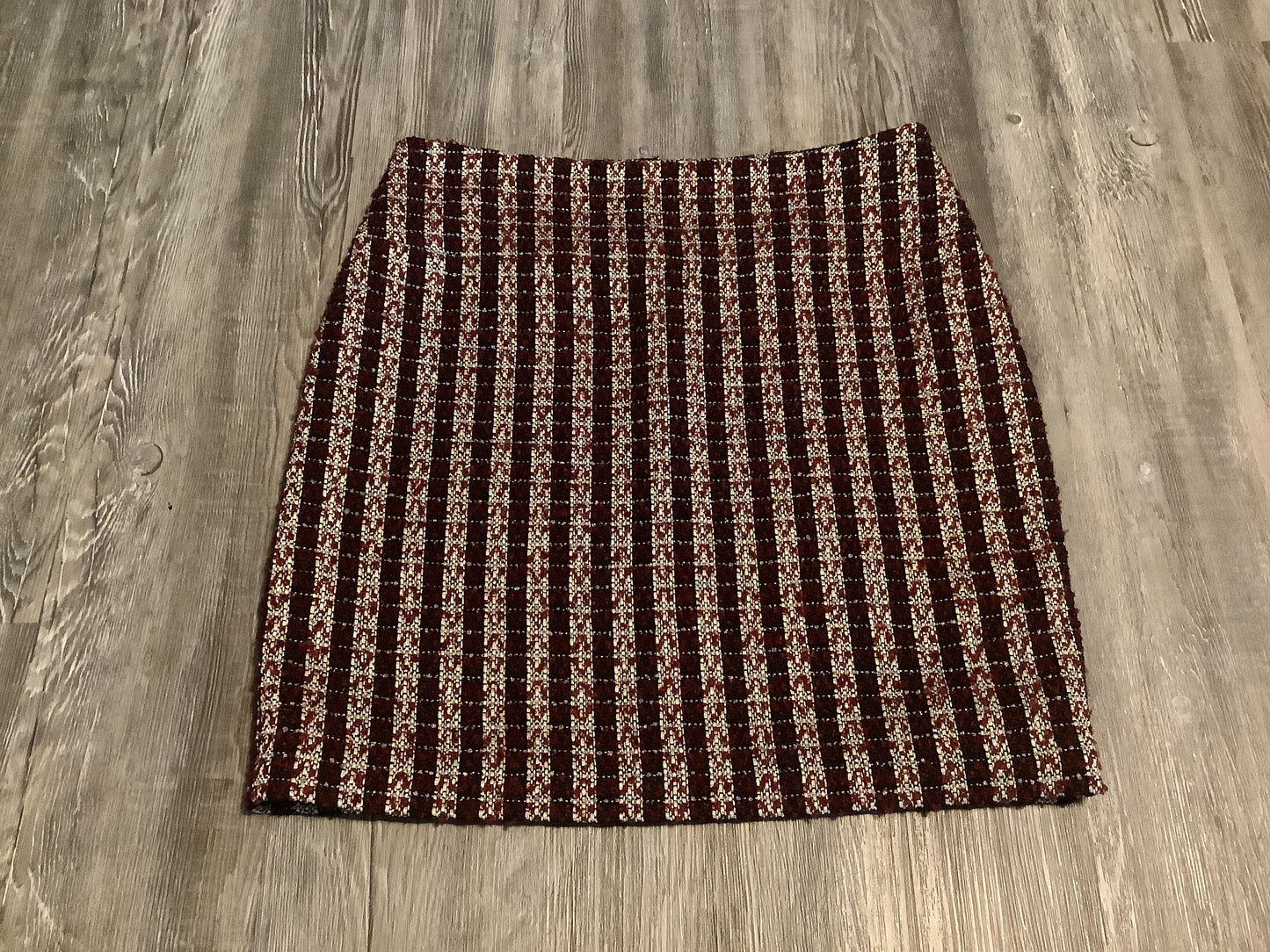 Skirt Midi By Tahari By Arthur Levine In Checkered Pattern, Size: 12