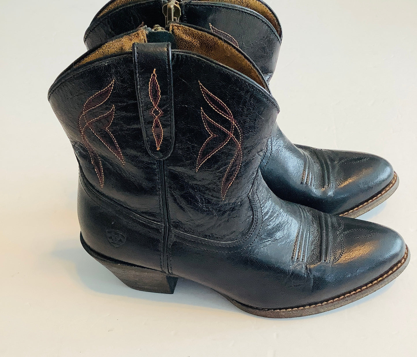 Boots Western By Ariat In Black, Size: 8.5