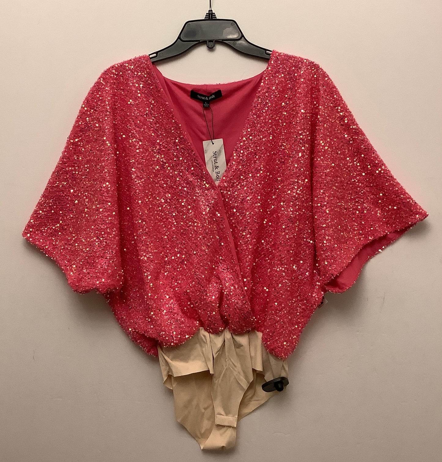 Top Short Sleeve By Clothes Mentor In Pink, Size: L