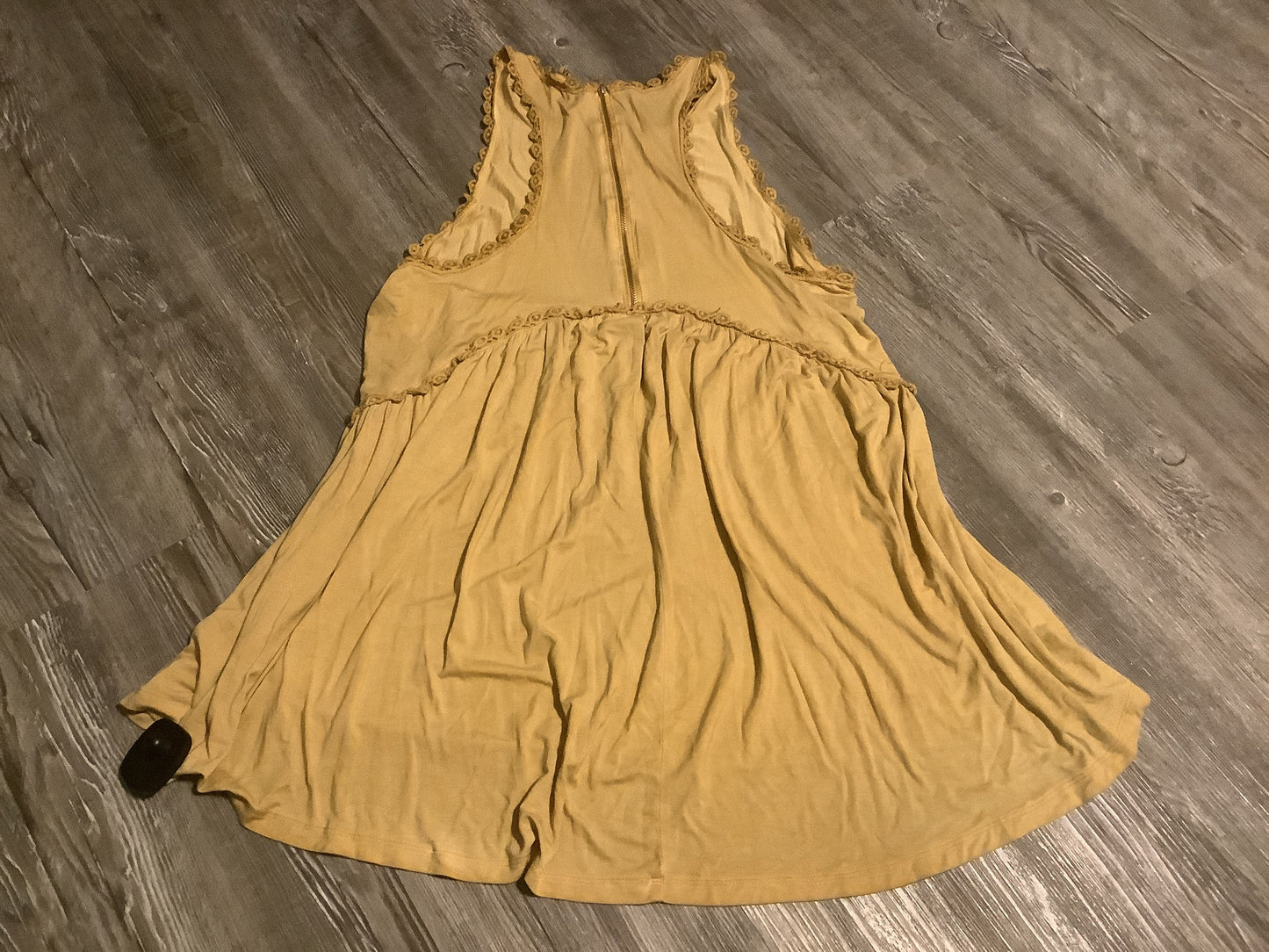 Yellow Dress Casual Midi Pol, Size M