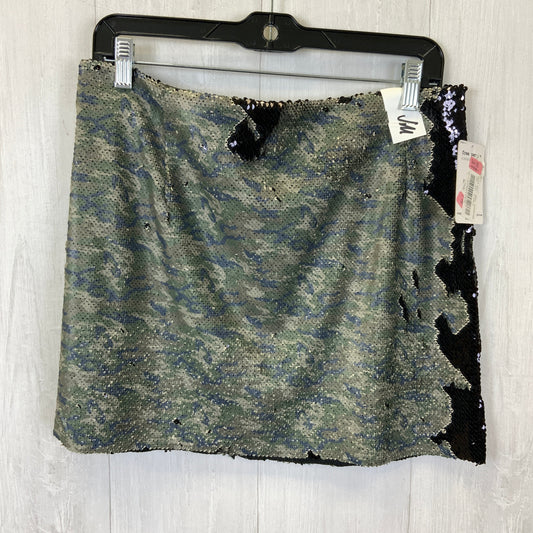 Skirt Mini & Short By Free People In Black & Green, Size: M