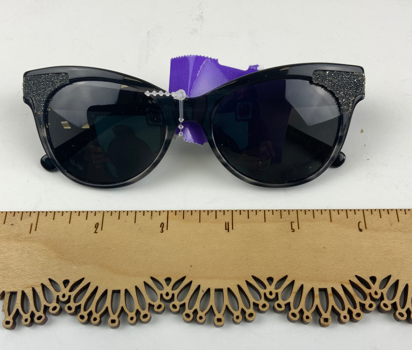 Undefinedsunglasses Designer Vera Wang