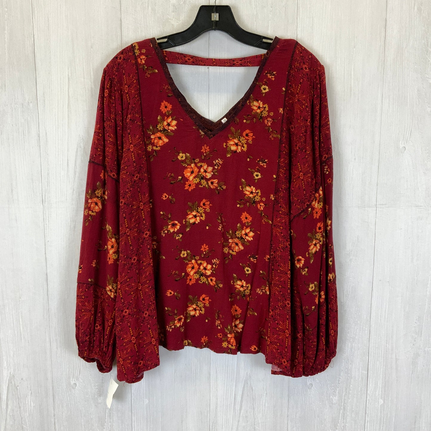 Top Long Sleeve By Maurices In Red, Size: Xl