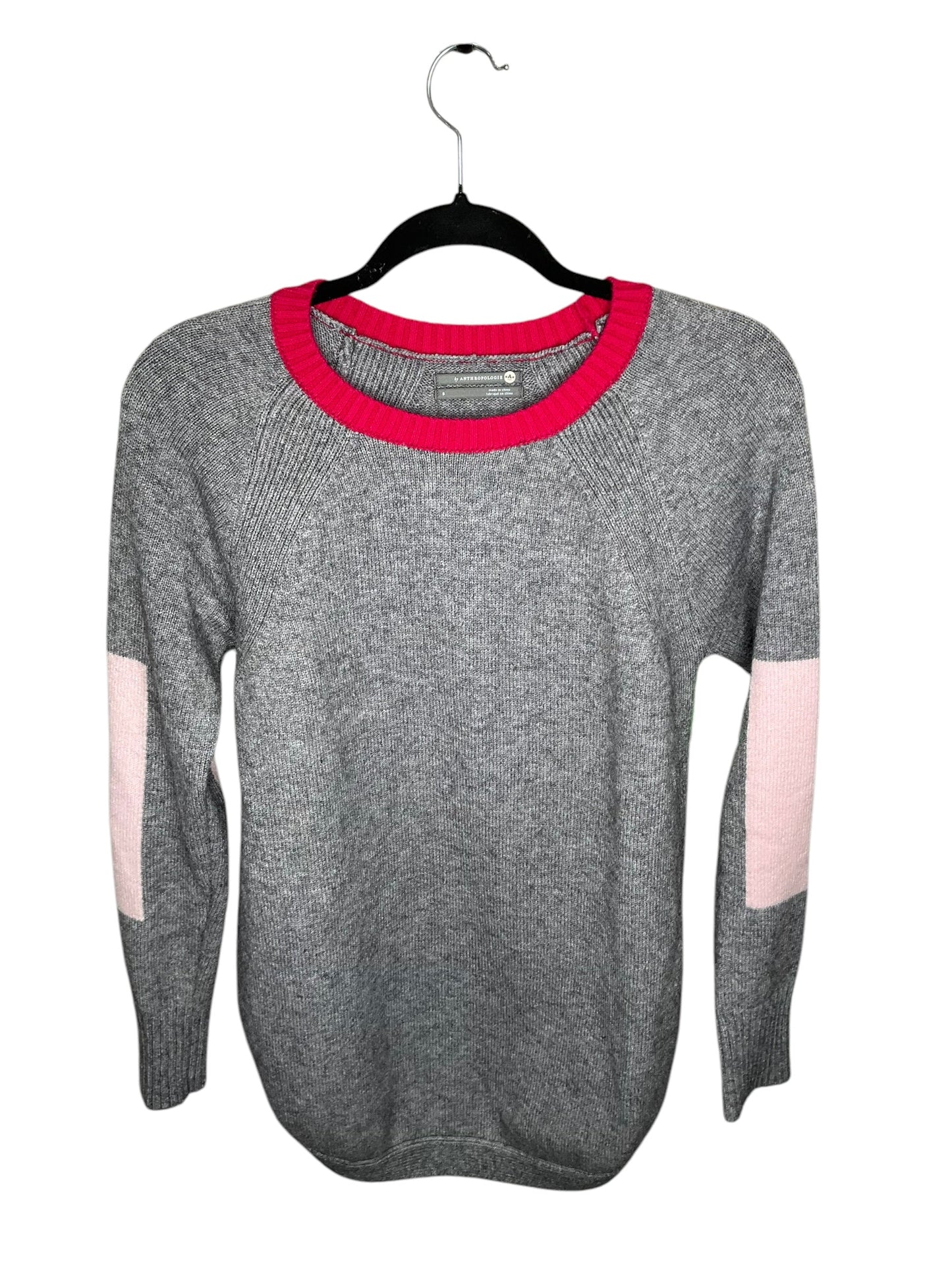 Sweater By Anthropologie In Grey & Pink, Size: S