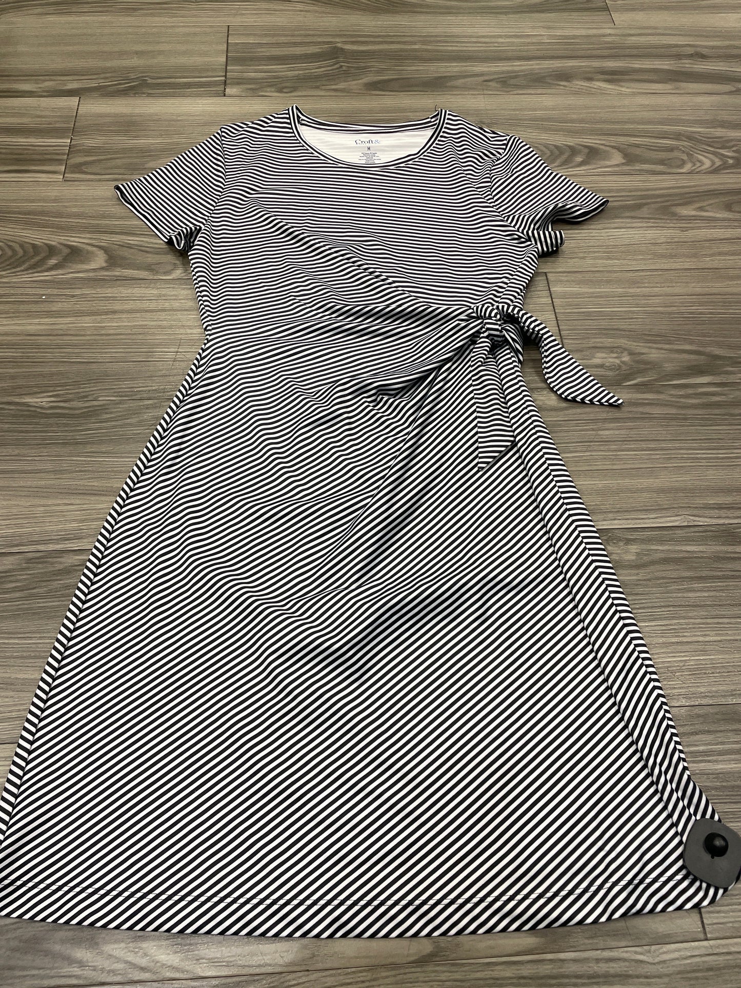 Dress Casual Midi By Croft And Barrow  Size: M