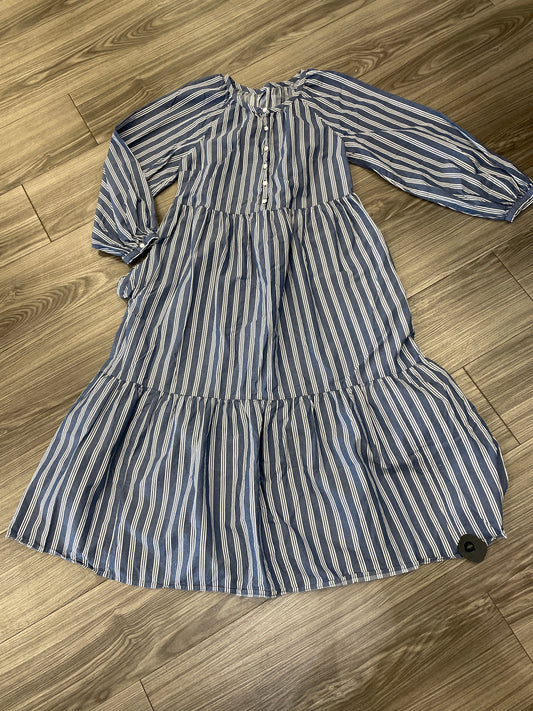 Dress Casual Maxi By Old Navy In Blue & White, Size: S