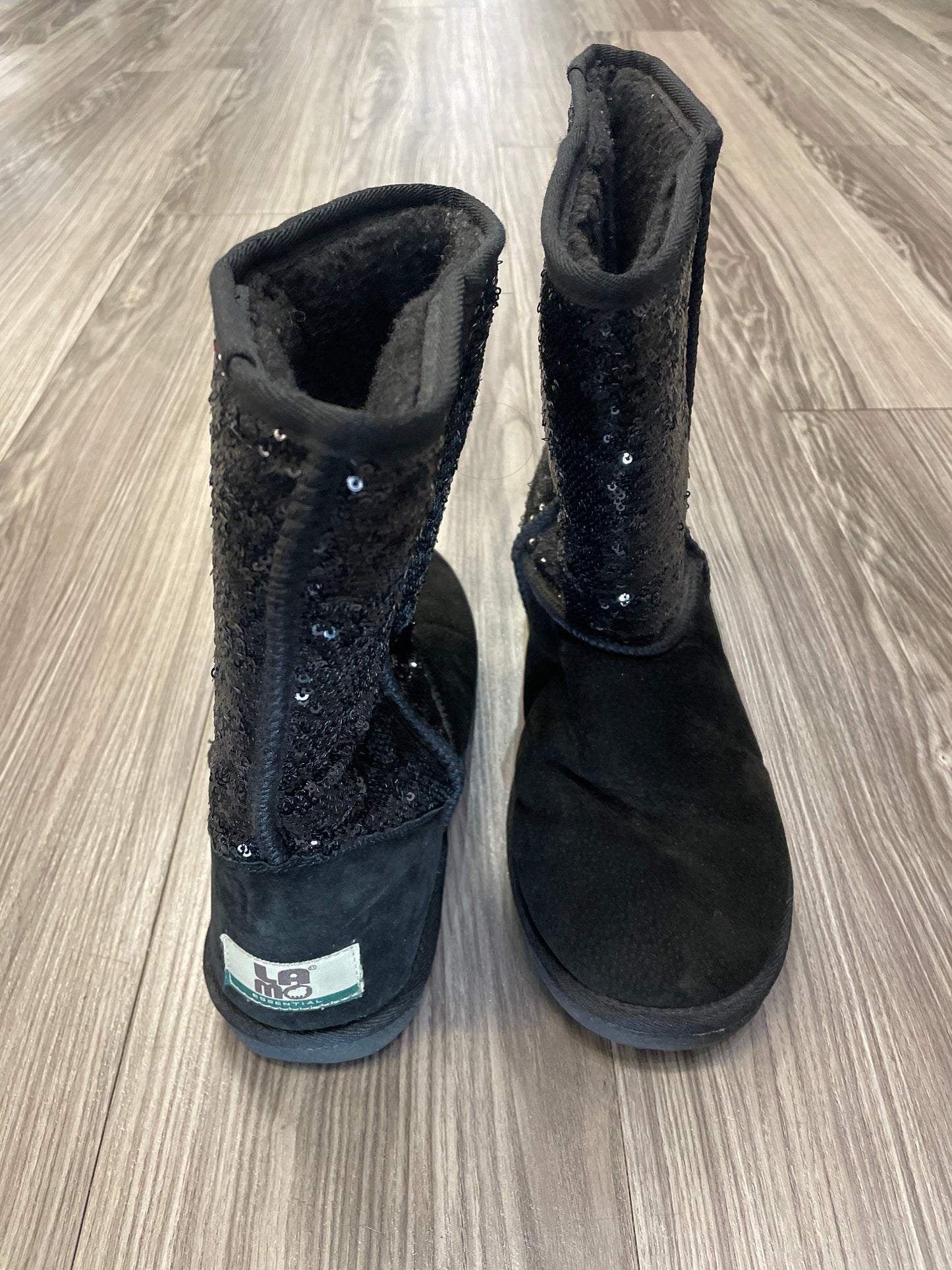 Black Boots Snow Lamo, Size 11