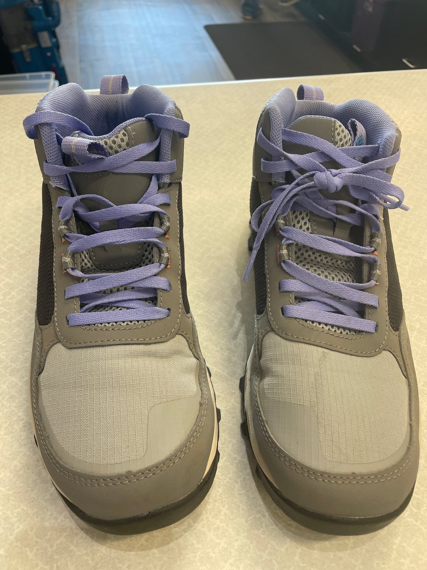 Shoes Hiking By Columbia In Green & Purple, Size: 9