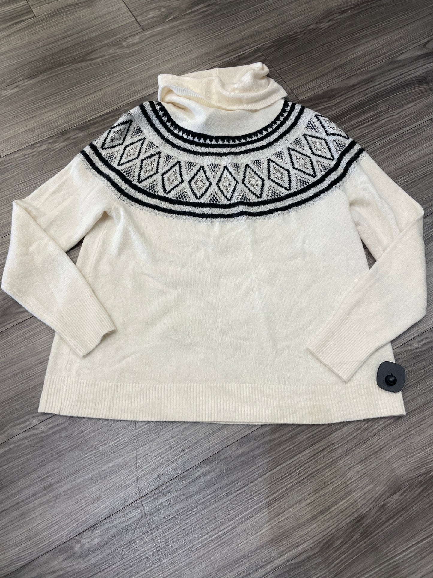 Sweater By Old Navy In Black & Cream, Size: M