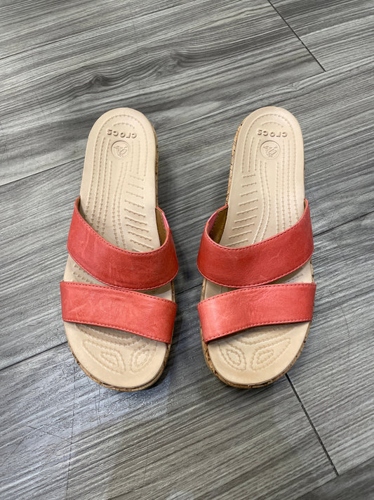 Coral Sandals Heels Block Crocs, Size 7