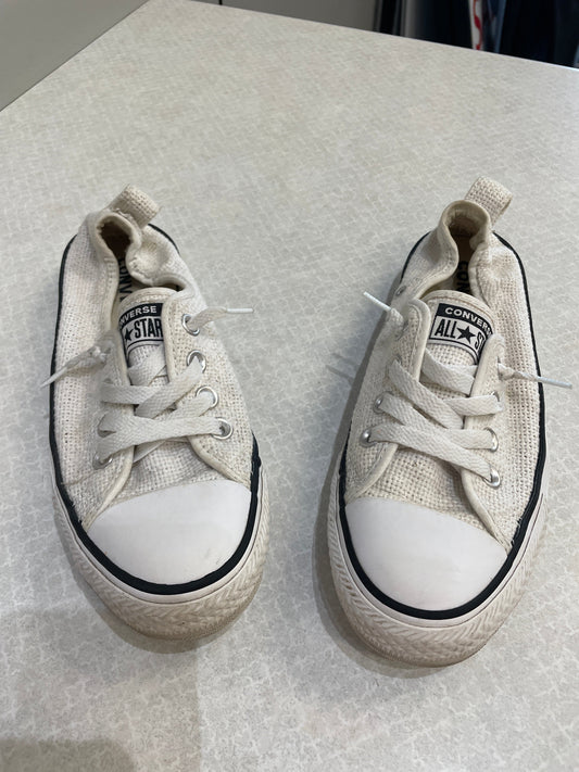 White Shoes Sneakers Converse, Size 7