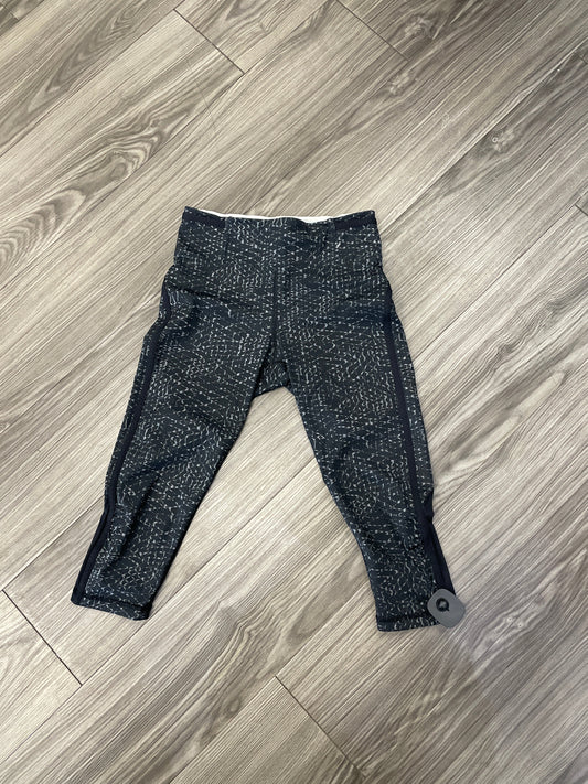 Athletic Capris By Lululemon In Black, Size: 4