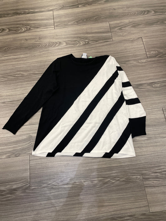 Sweater By Chicos In Black & White, Size: M