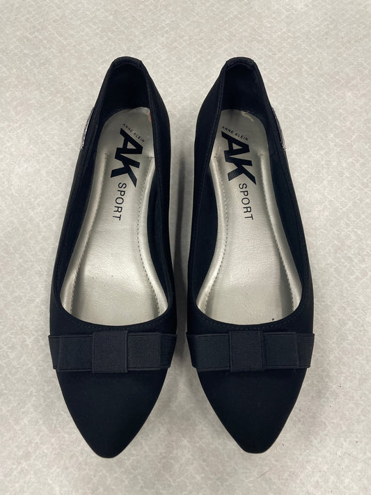 Shoes Flats By Anne Klein In Black, Size: 7