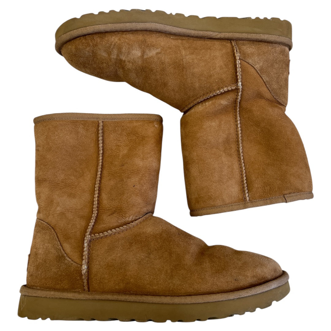 Boots Designer By Ugg In Tan, Size: 11