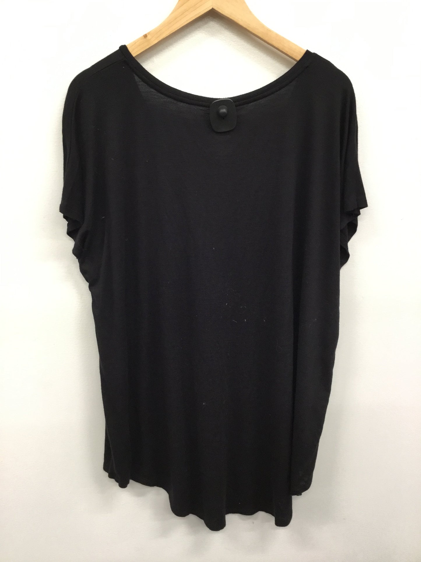 Top Short Sleeve Basic By Maurices In Black, Size: 2x