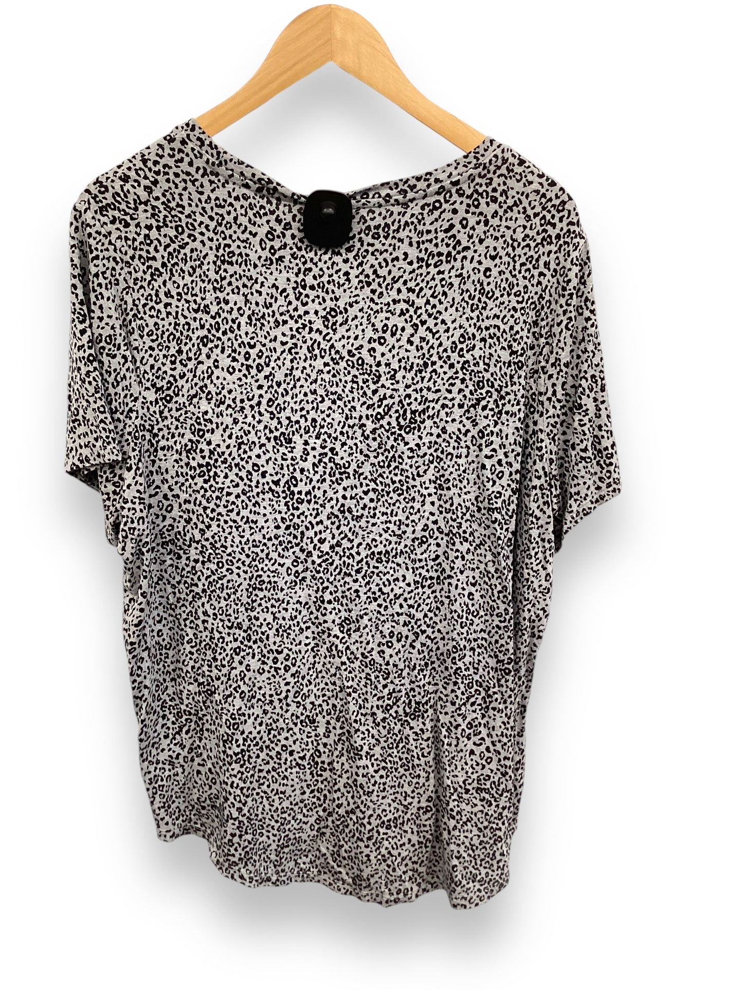 Top Short Sleeve By Old Navy In Grey, Size: Xxl