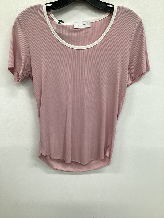 Top Short Sleeve By Clothes Mentor In Pink, Size: S