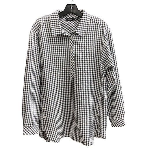 Top Long Sleeve By Susan Graver In Plaid Pattern, Size: M