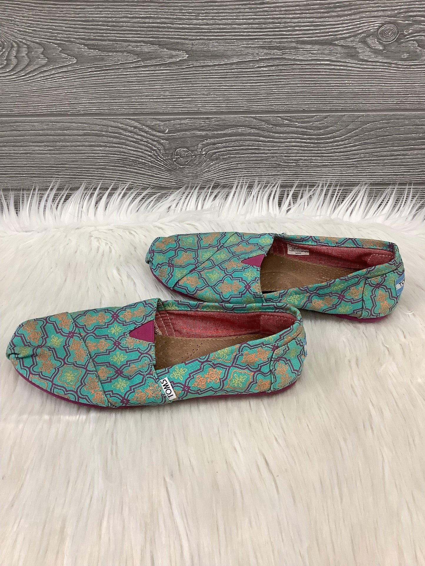 Shoes Flats By Toms  Size: 9