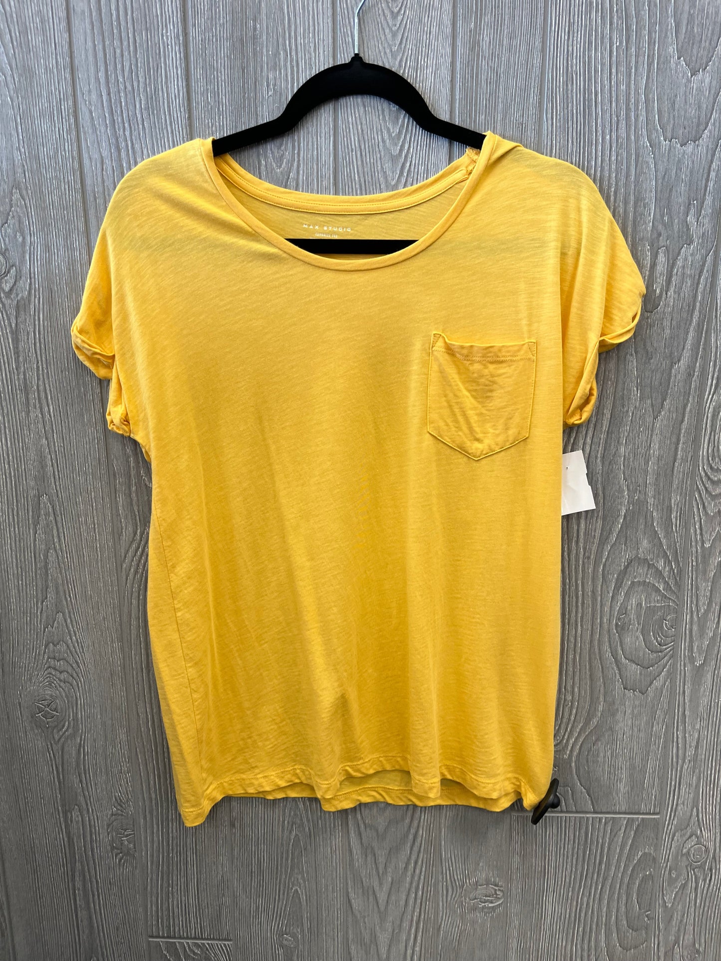 Top Short Sleeve By Max Studio In Yellow, Size: M