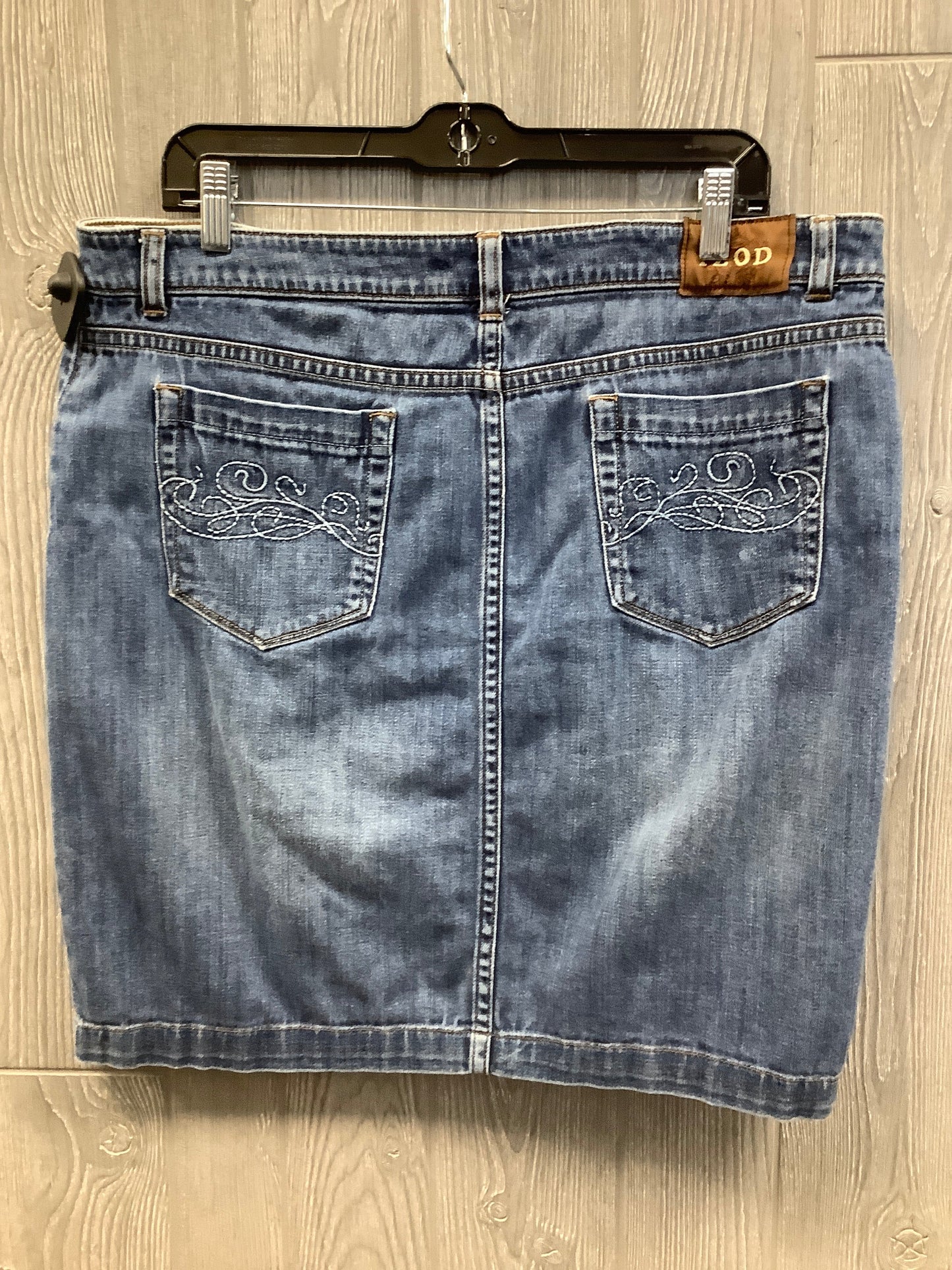 Skirt Mini & Short By Izod In Blue Denim, Size: 14