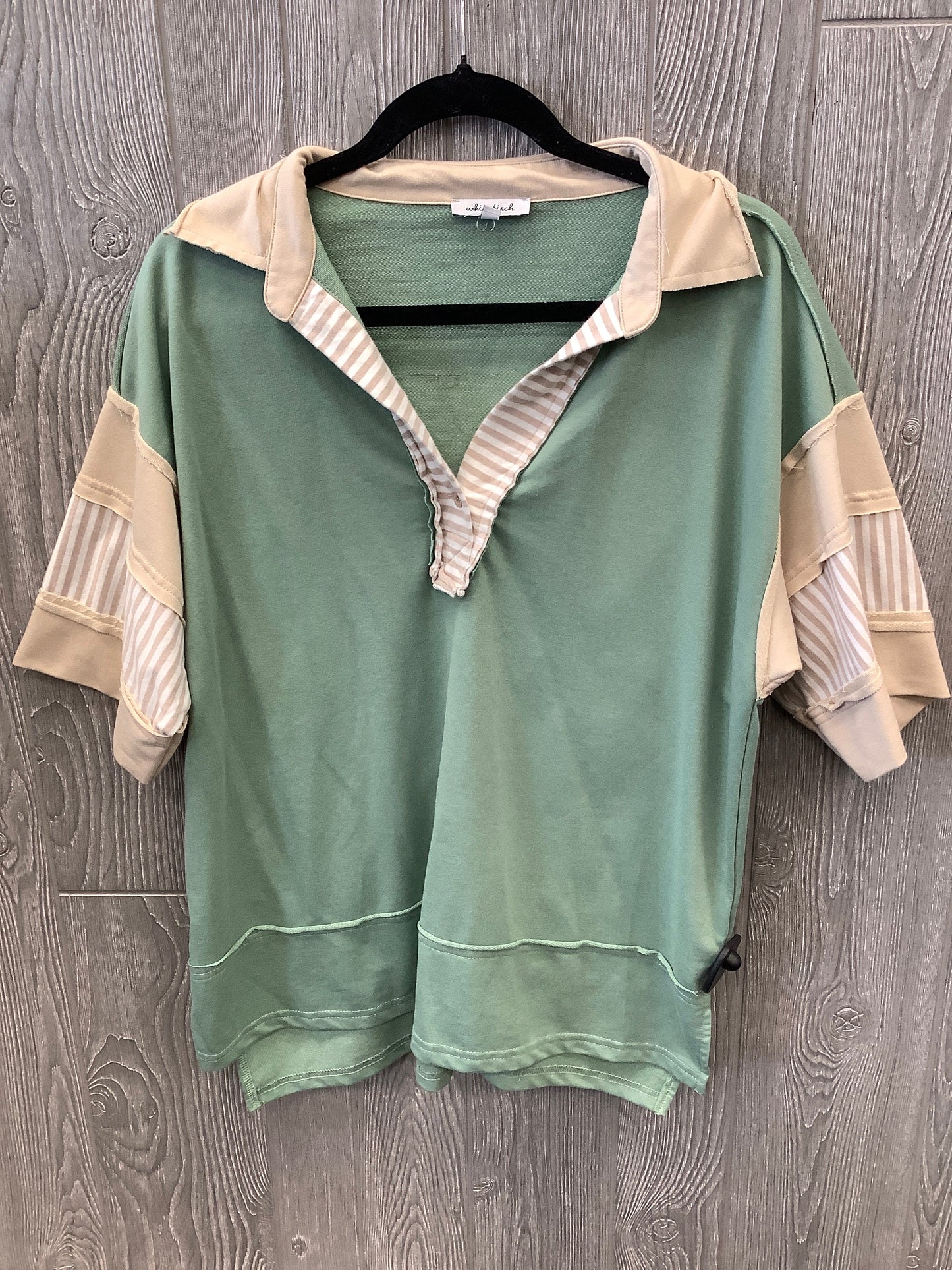 Top Short Sleeve By White Birch In Green, Size: S