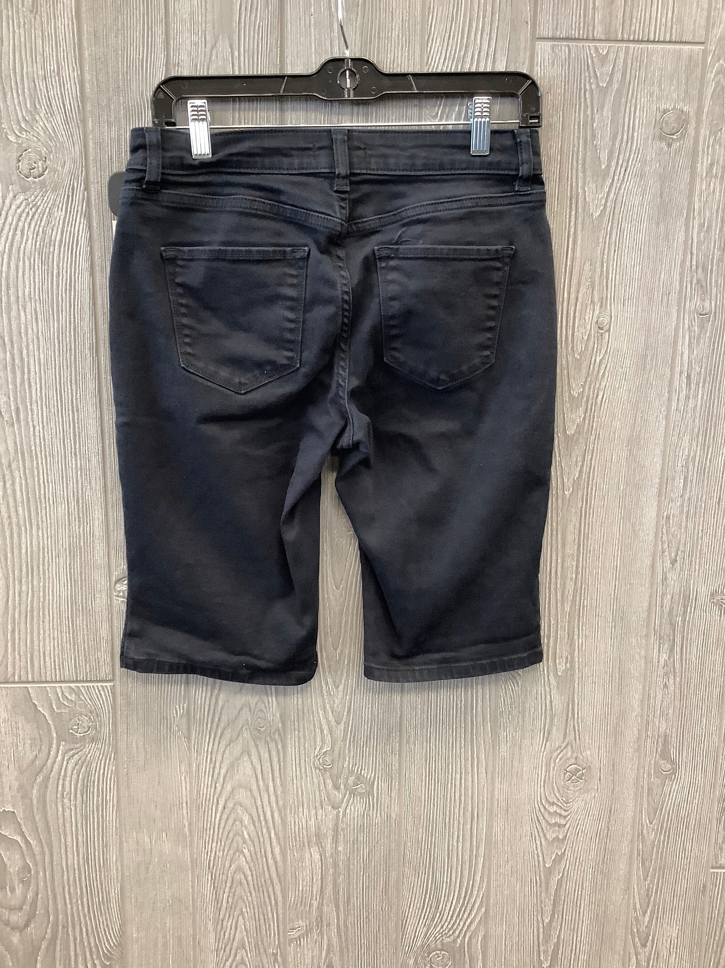 Black Shorts Croft And Barrow, Size 4