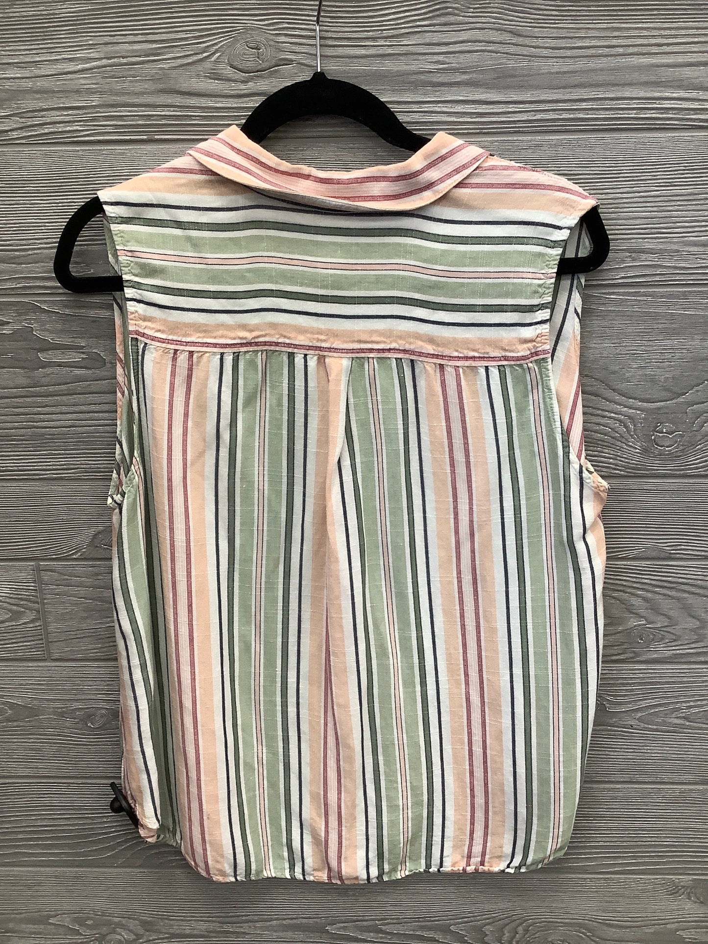 Top Sleeveless By Croft And Barrow In Striped Pattern, Size: 1x