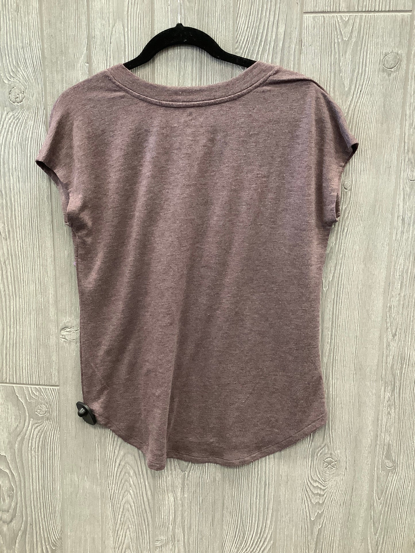 Top Short Sleeve Basic By Maurices In Brown, Size: S