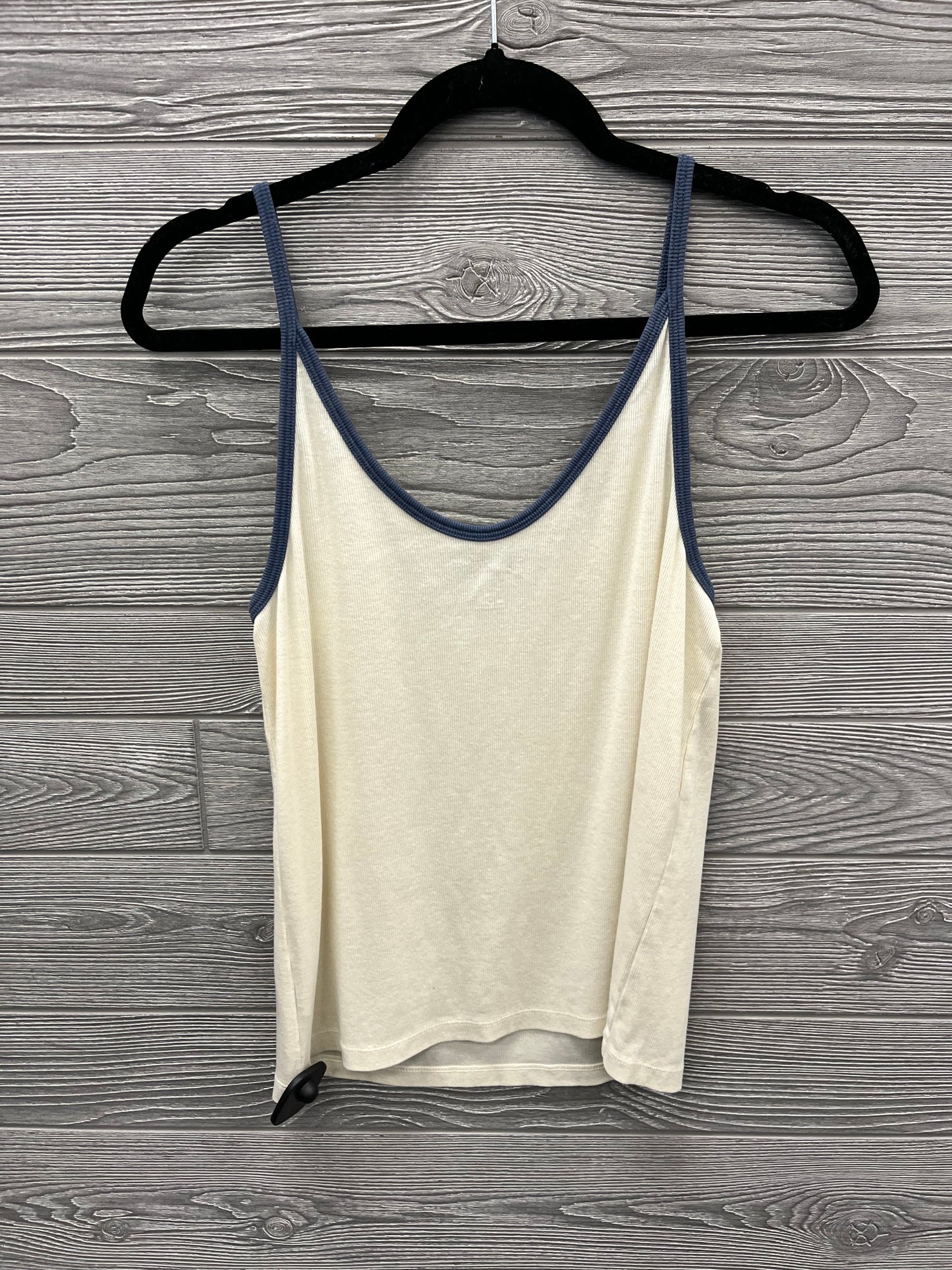 Top Sleeveless By Universal Thread In Cream, Size: L