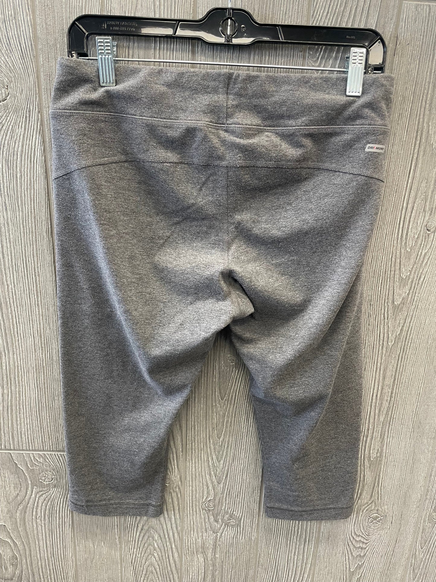 Grey Athletic Capris Danskin Now, Size M