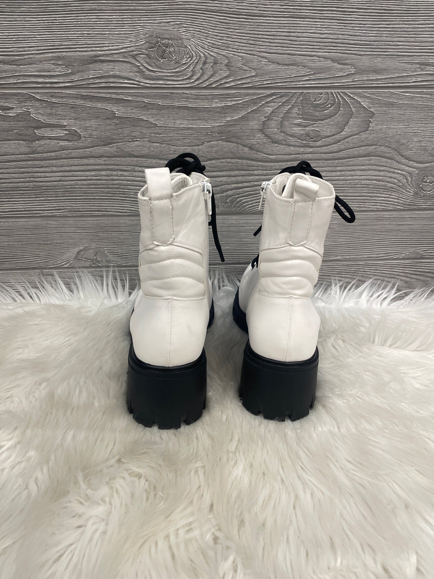 Boots Combat By Mia In White, Size: 10