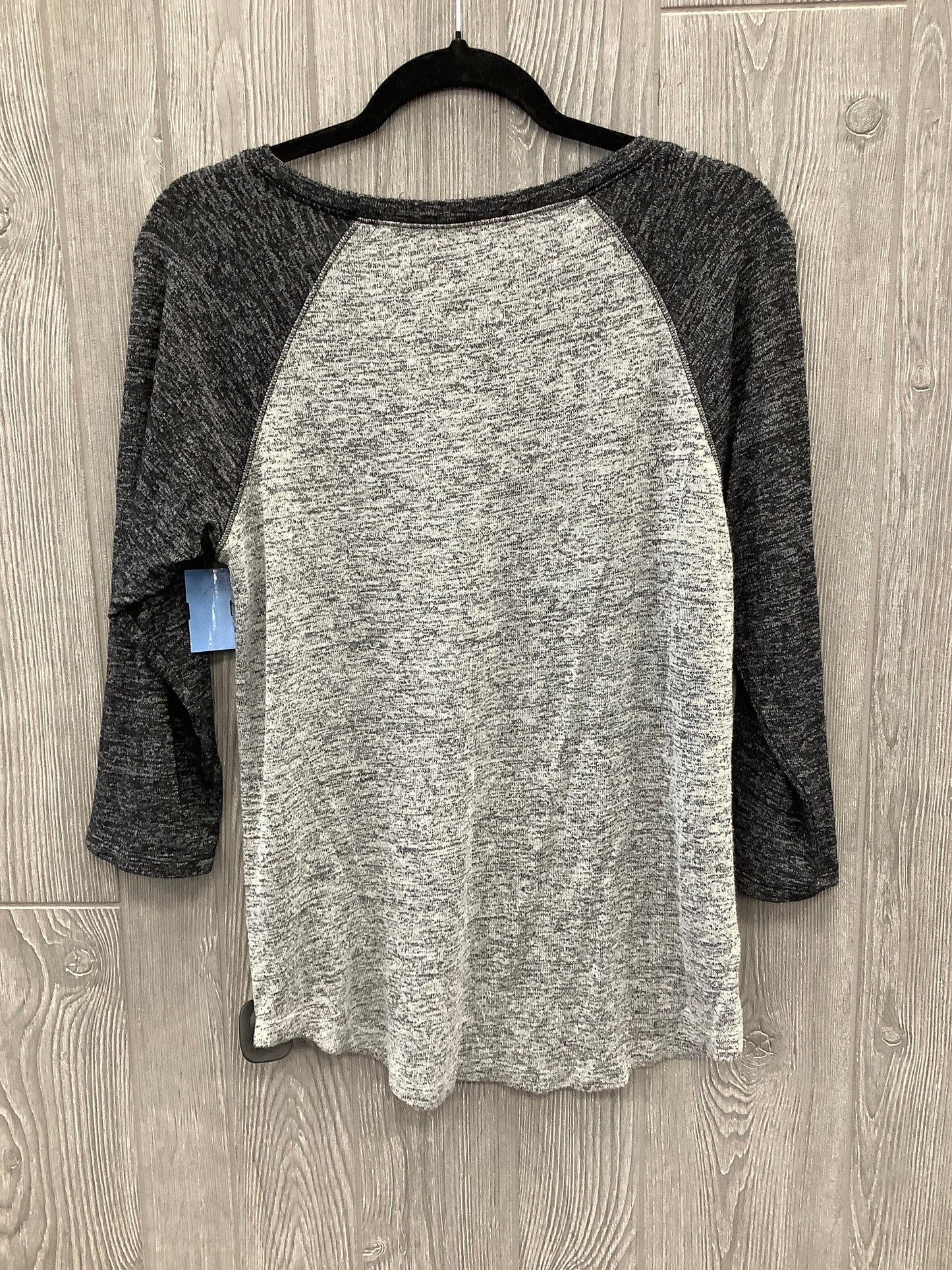 Top Long Sleeve By Maurices In Black & Grey, Size: L