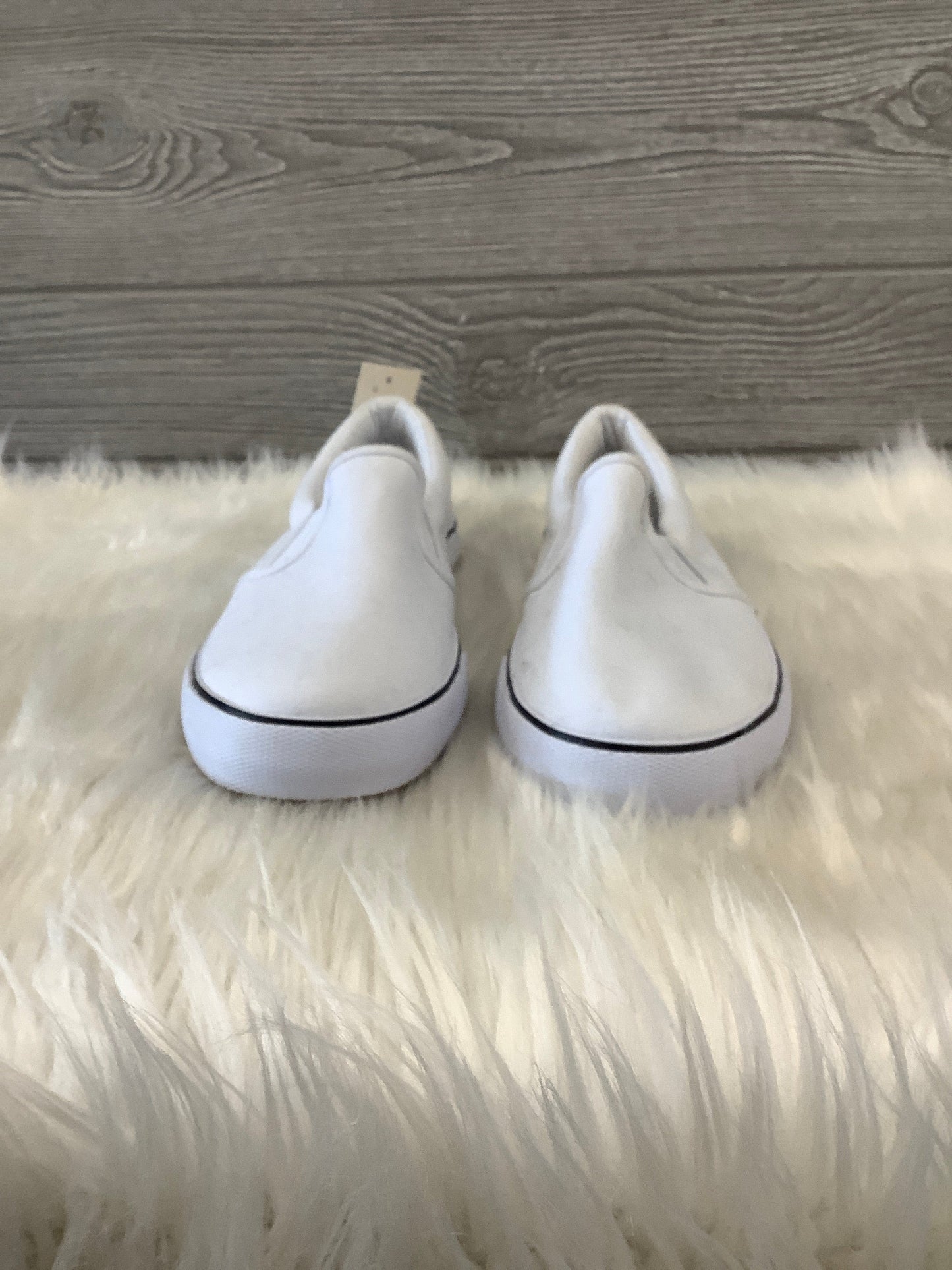 White Shoes Sneakers A New Day, Size 8