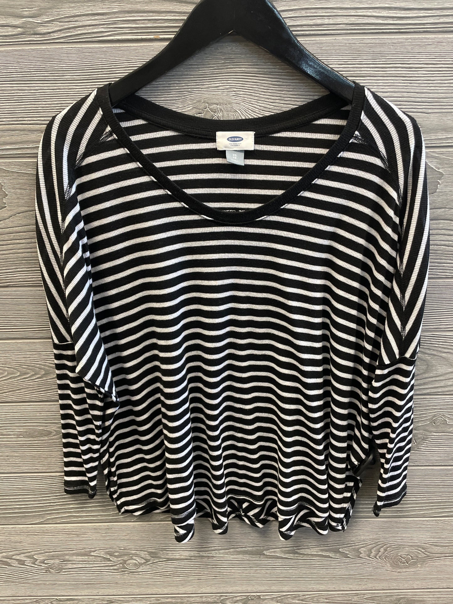 Top Long Sleeve By Old Navy In Striped, Size: Xs