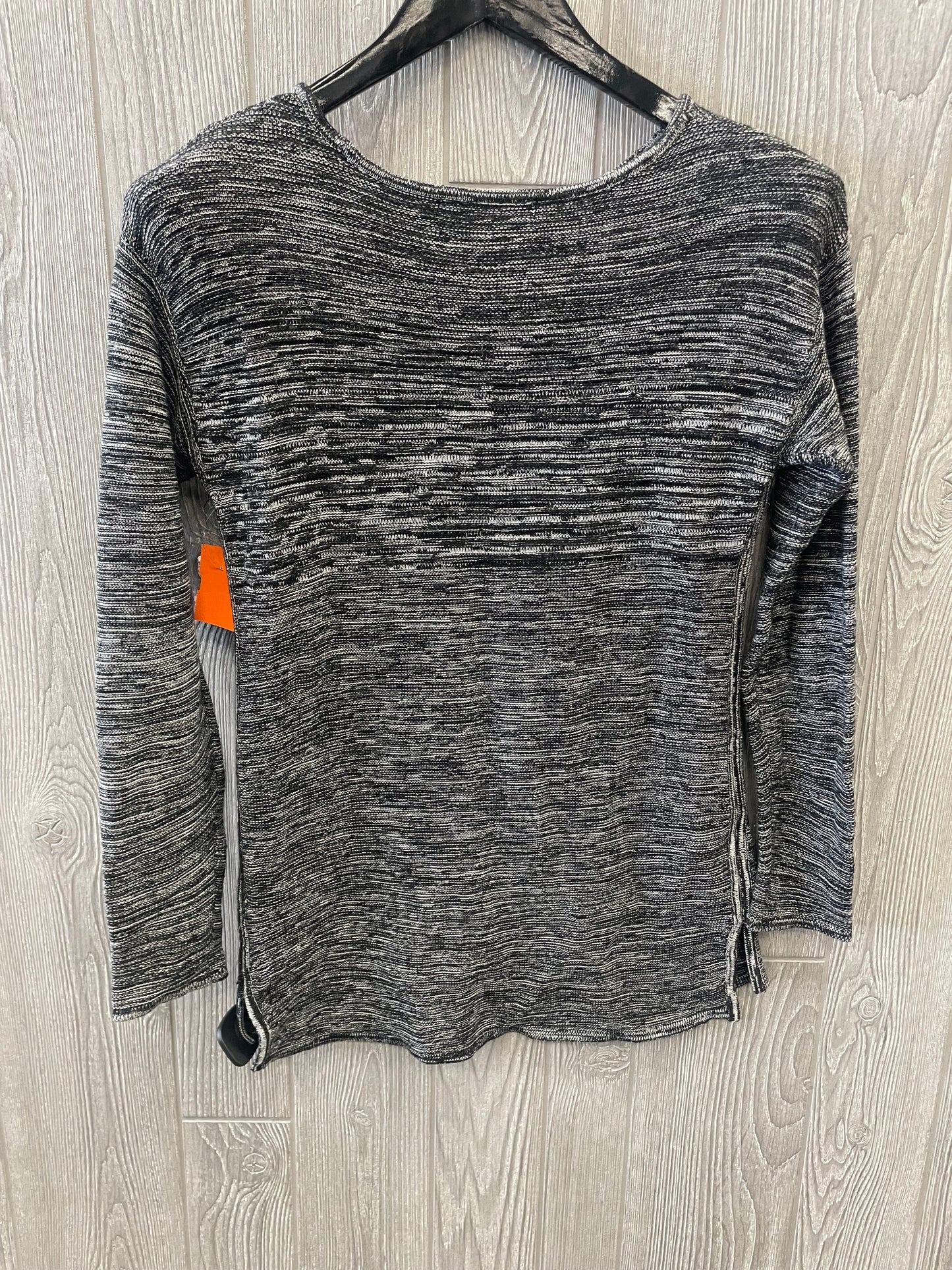 Top Long Sleeve By Ellen Tracy  Size: M