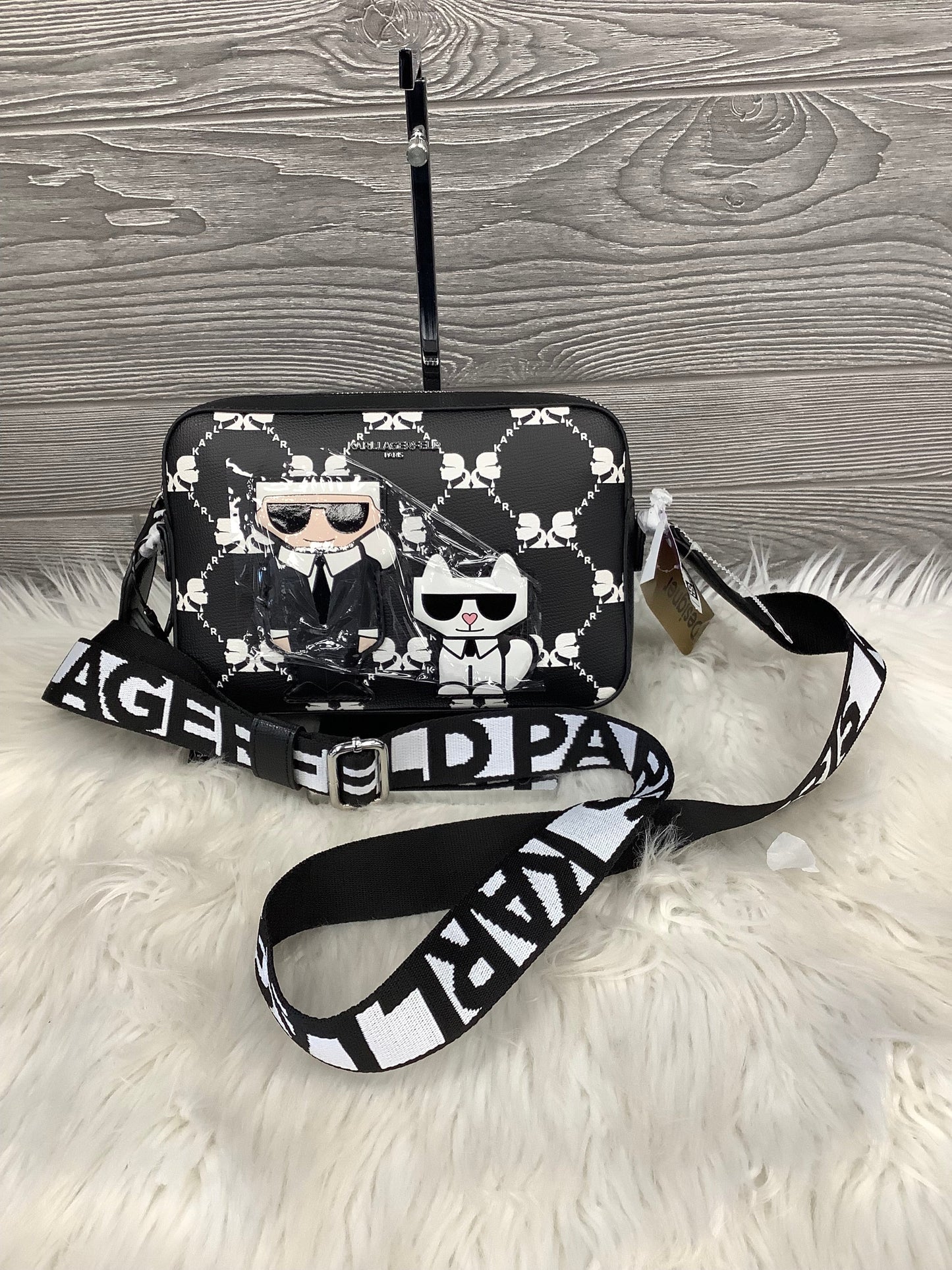 Crossbody Designer By Karl Lagerfeld  Size: Small