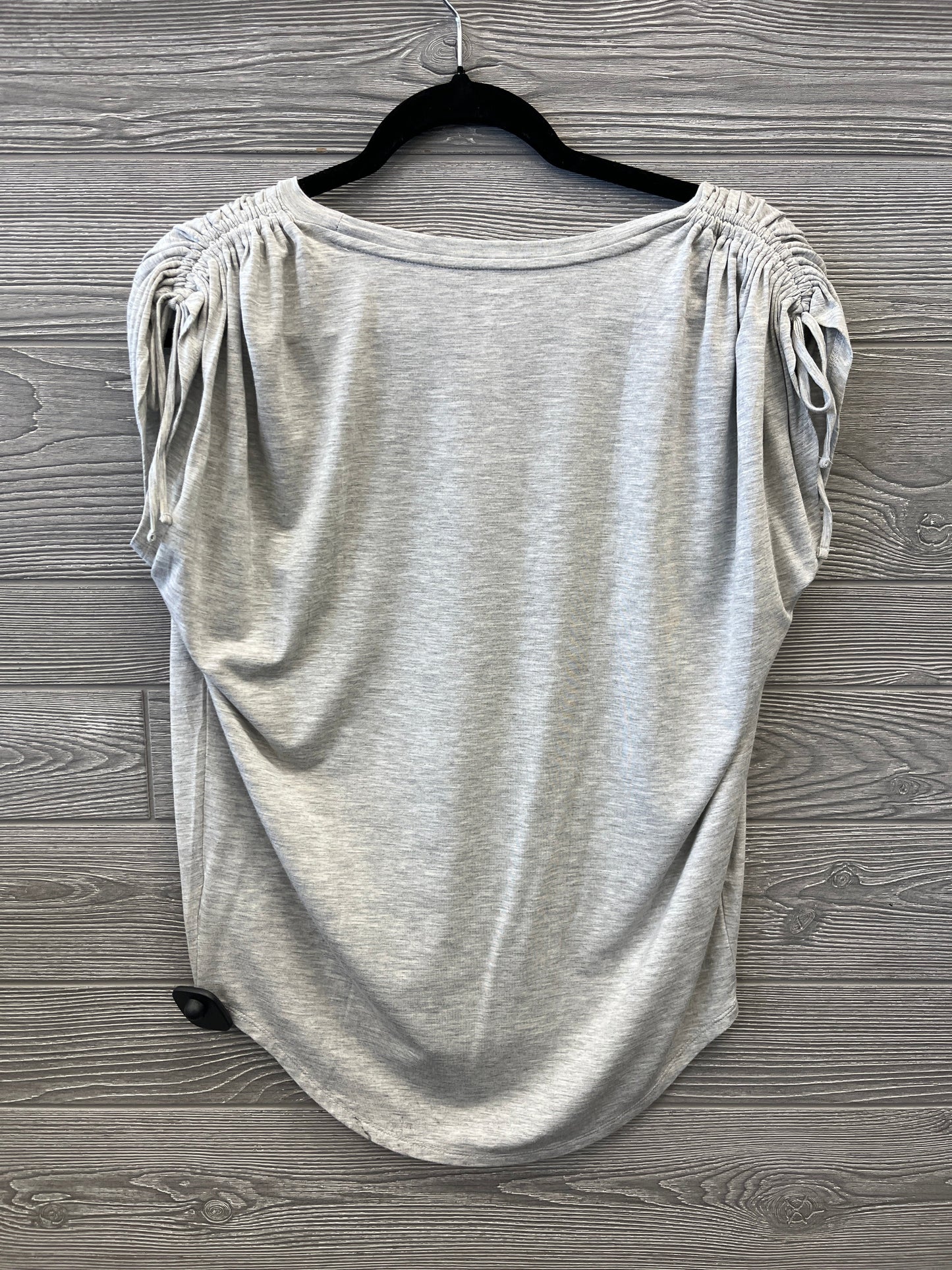 Top Short Sleeve By Express In Grey, Size: Xs