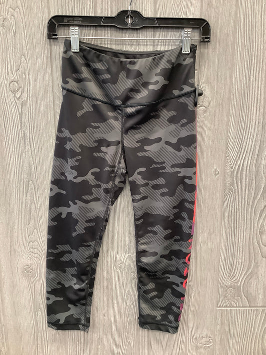 Athletic Capris By Cmc In Camouflage Print, Size: S