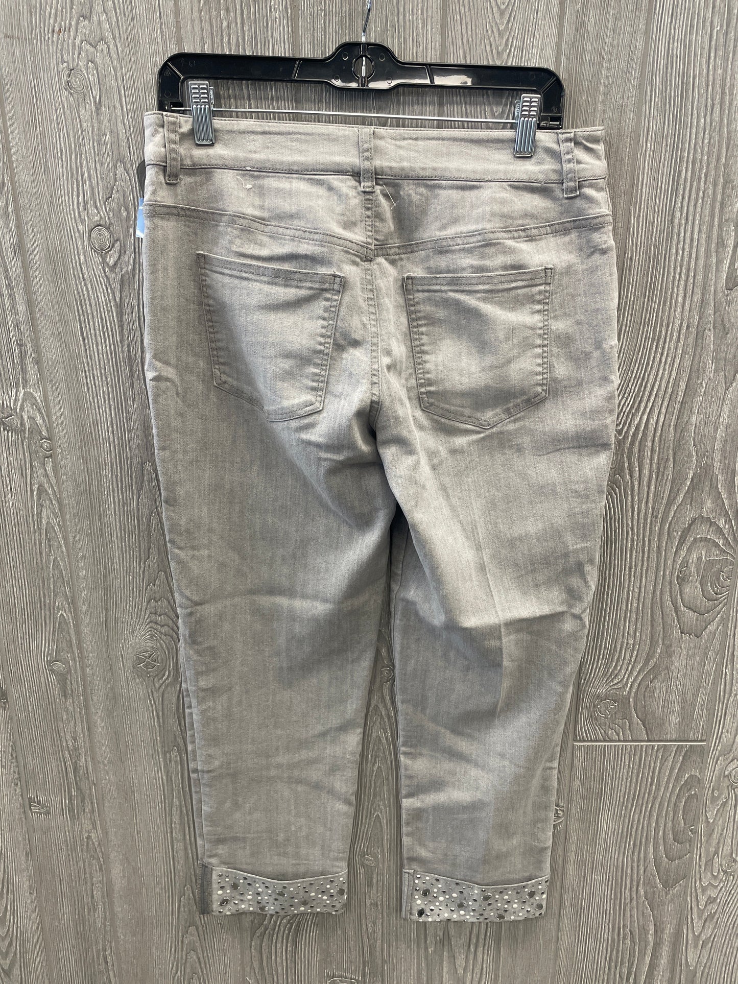 Pants Cropped By Chicos In Grey, Size: 0