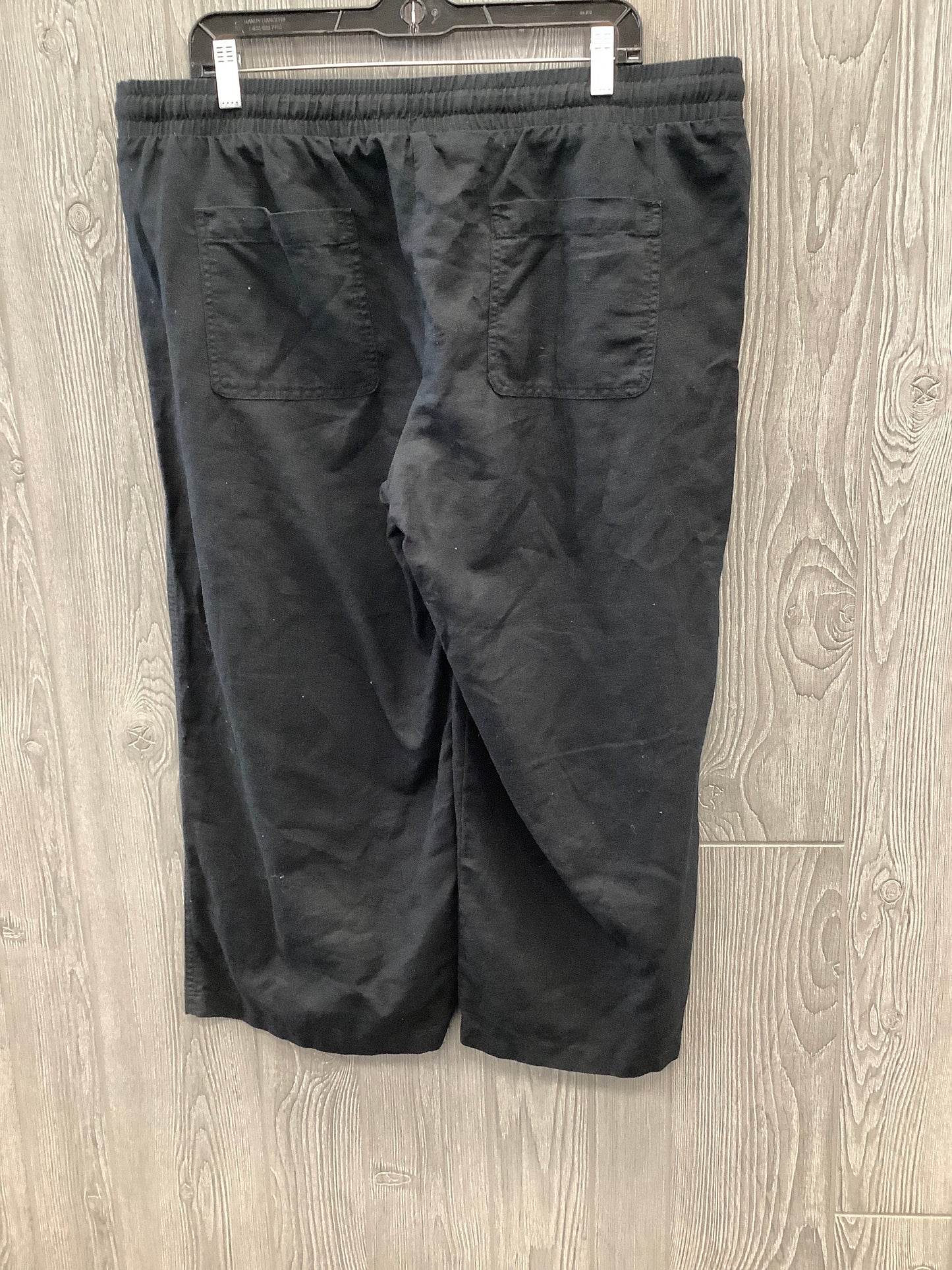 Black Capris Amazon Essentials, Size 12