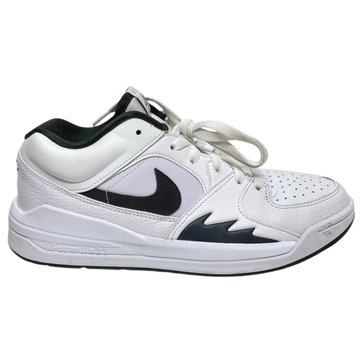 Shoes Athletic By Nike In White, Size: 9