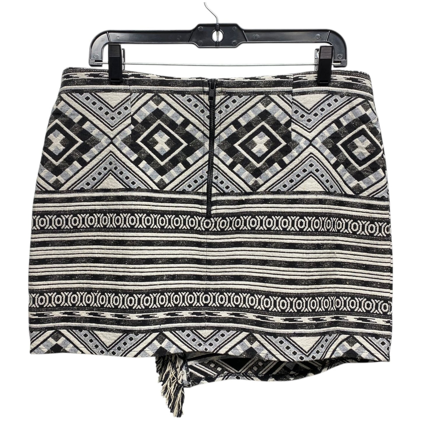 Skirt Mini & Short By Top Shop In Black & White, Size: 12