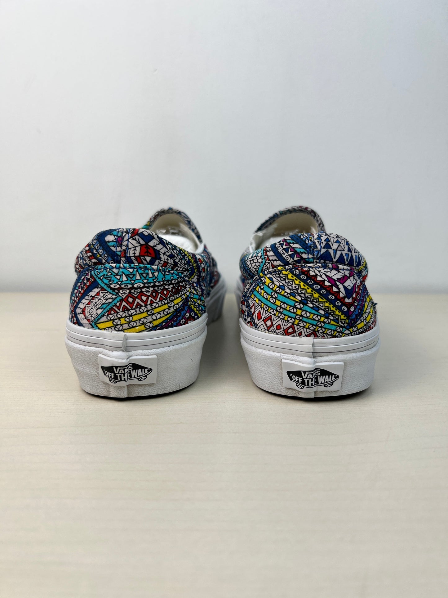 Shoes Sneakers By Vans In Multi-colored, Size: 8