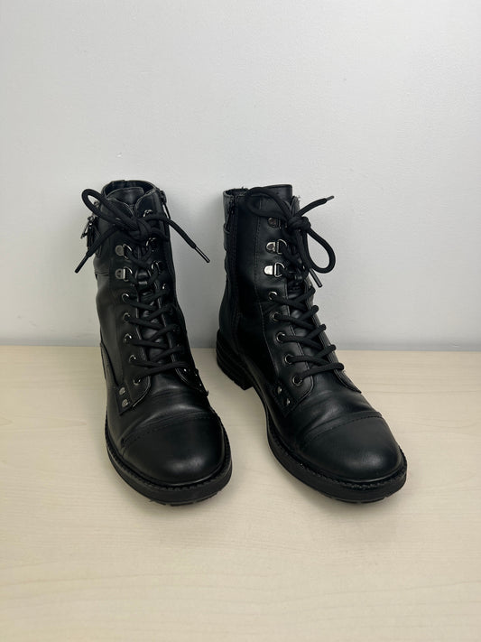 Boots Combat By G By Guess  Size: 9