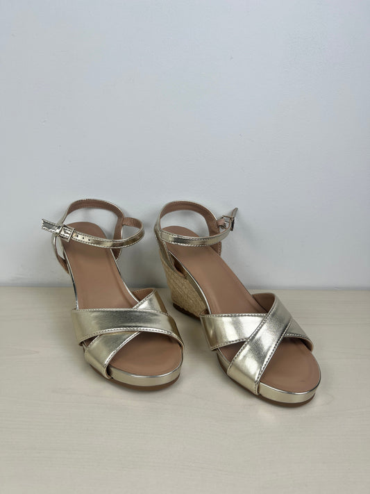 Gold Sandals Heels Wedge Aerosoles, Size 8