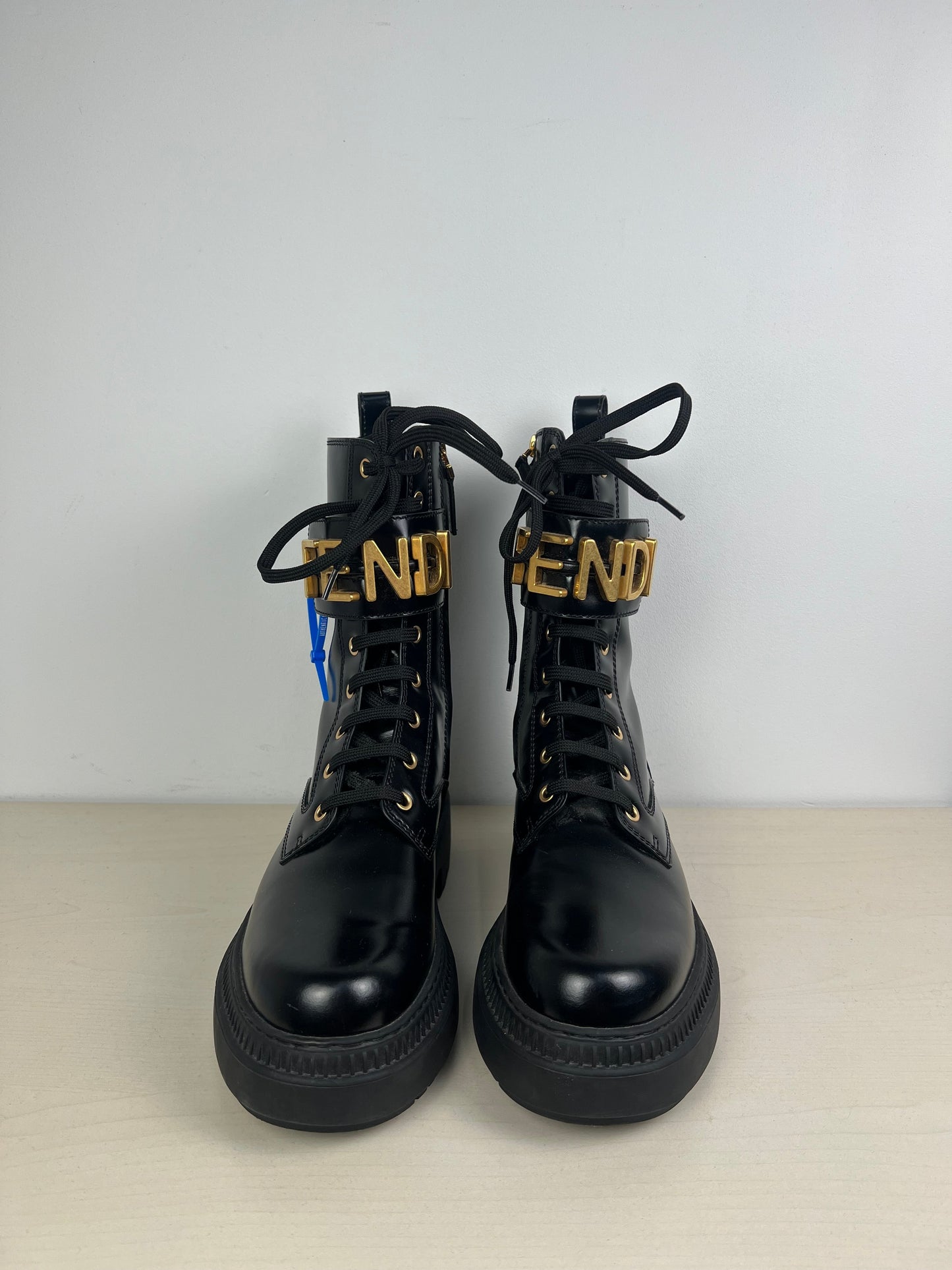 Black Boots Designer Fendi, Size 8