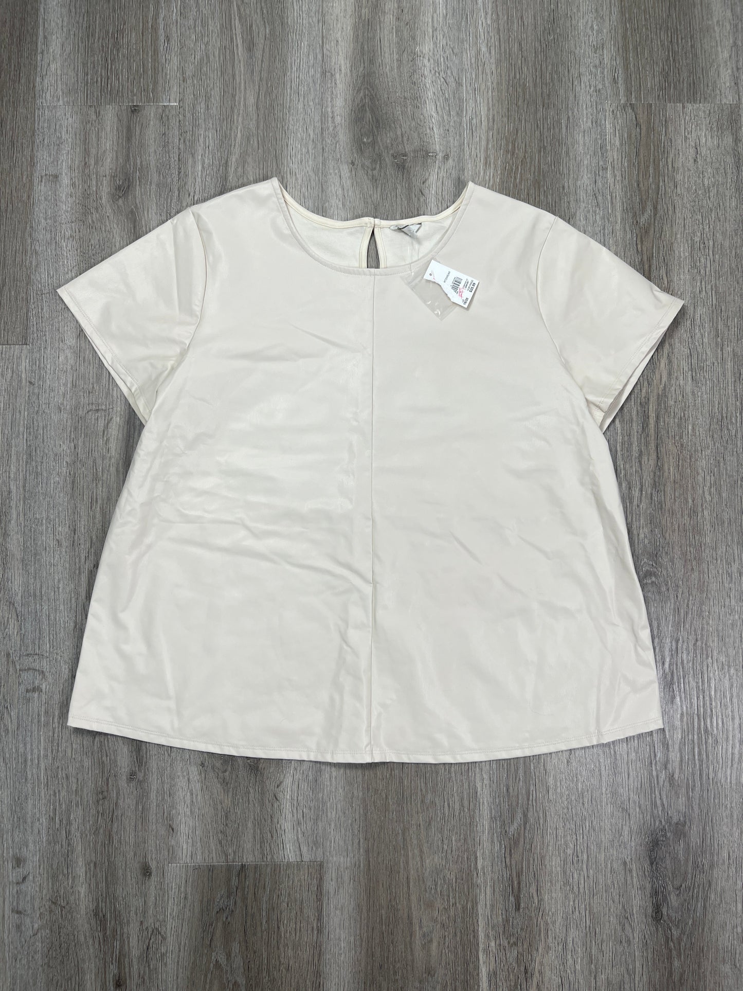 Blouse Short Sleeve By Cato In Cream, Size: 2x